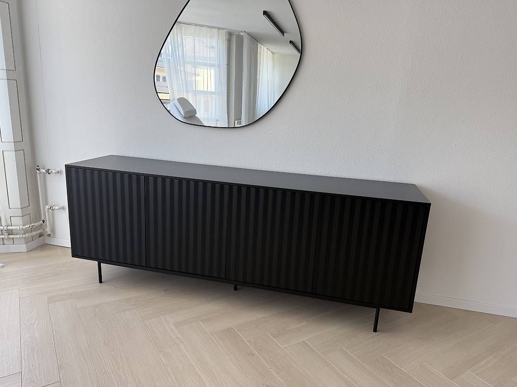 Commodes: Moderner Sideboard Schwarz – D'occasion à Kriegstetten par saf_j6s5 1