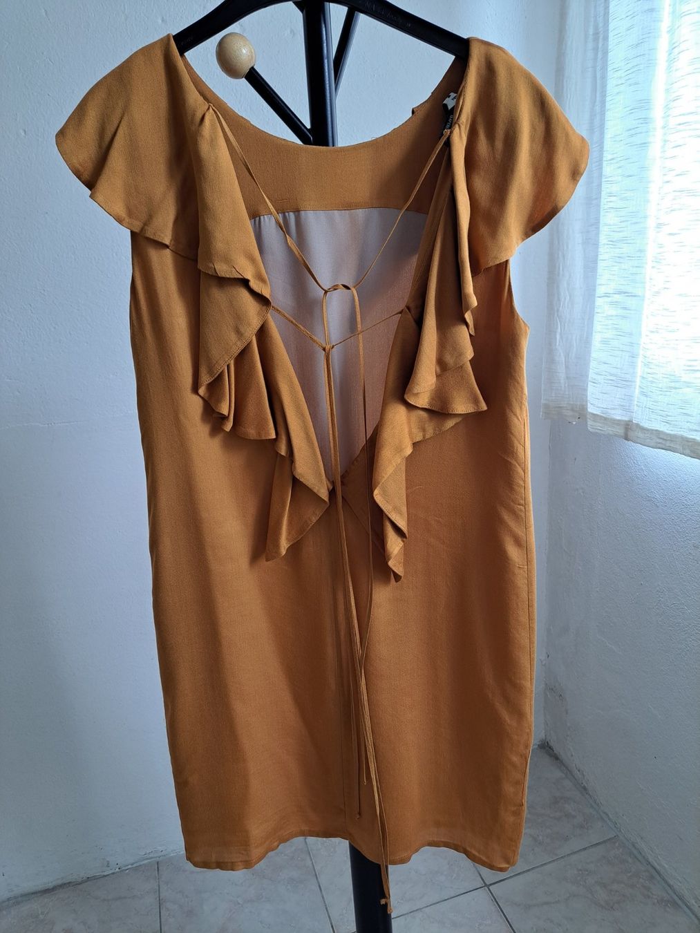Vestiti: Robe de cocktail couleur ocre – Usato da Courrendlin venduto da Aheinza 1