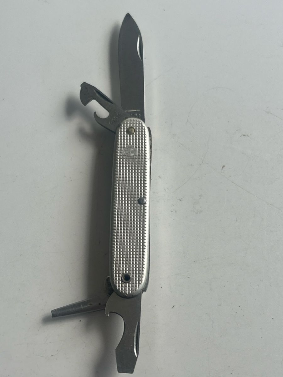 Taschenmesser: Taschenmesser Wenger 1970(S29) – Gebraucht aus Neuenhof von SchnaeppliAllerlei