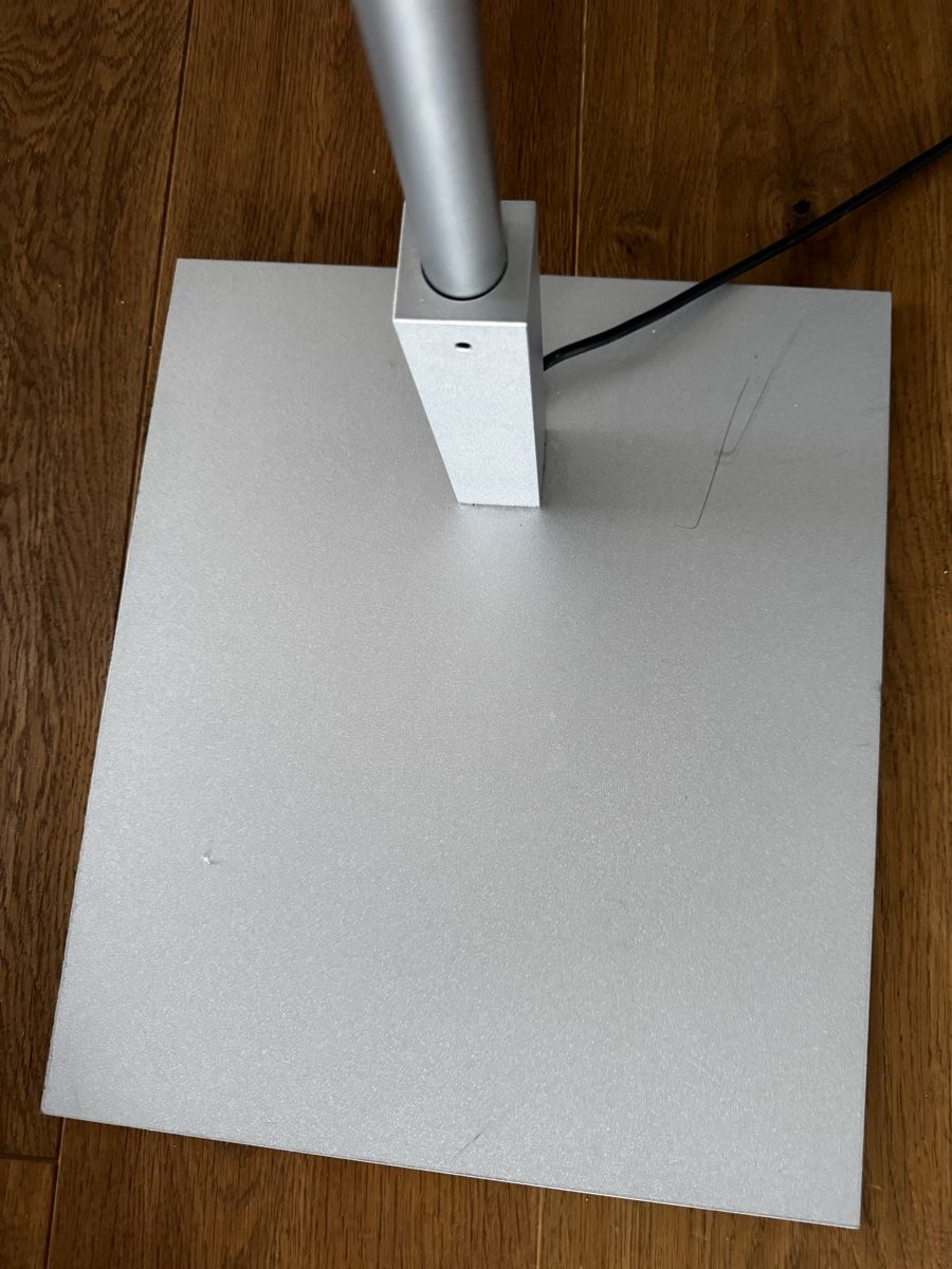 Lampes: Stehleuchte mit Automatik – D'occasion à Bern par Zalana 2