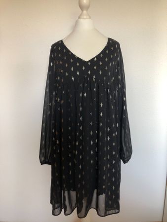 Kleid NAF NAF Gr. 36 - neuwertig