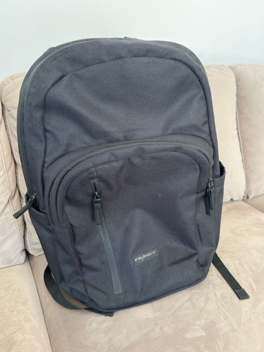 Rucksäcke: Schwarzer Franky Fränky Rucksack – Gebraucht aus Pfyn von Sschneiderlein