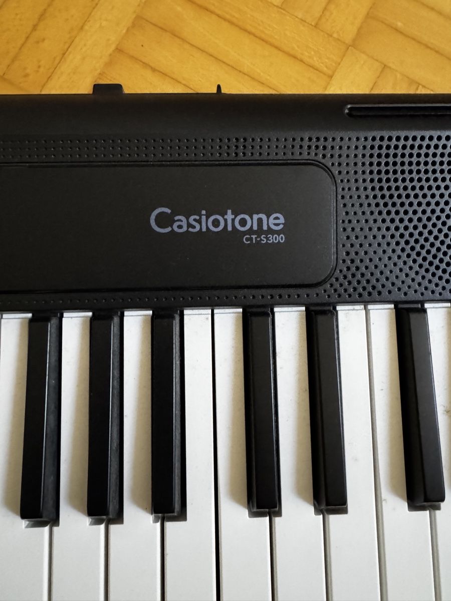Casio Musikinstrumente: Casio CT-S300 Portable Keyboard - Excellent Condition! – Neu (gemäss Beschreibung) aus Biel/Bienne von Kibastar 2