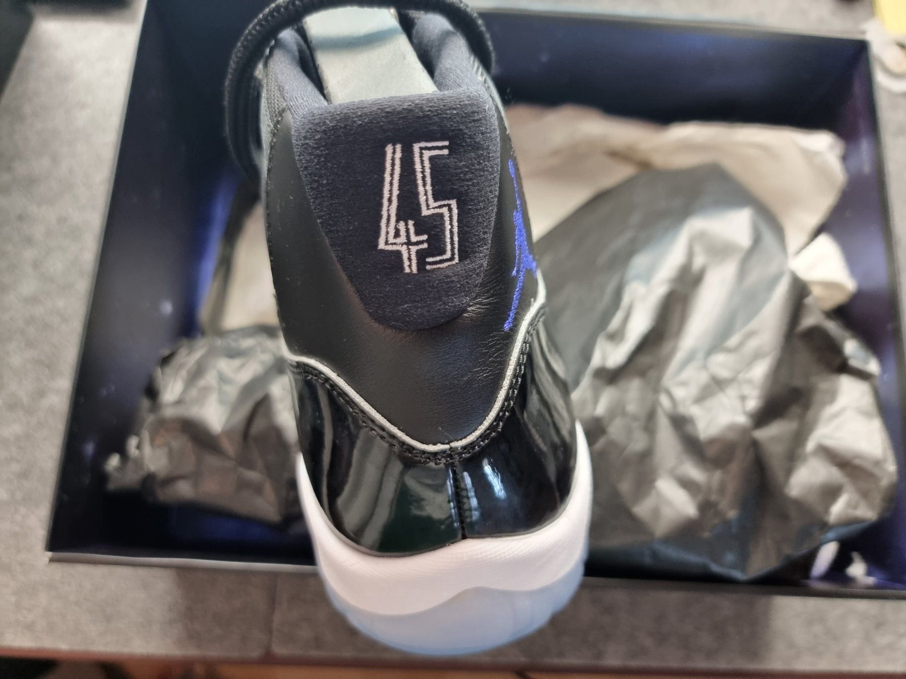 Jordan Scarpe da uomo: Air Jordan 11 Space Jam '2016 - taille 47.5 – Nuovo e nell'imballaggio originale da Ostermundigen venduto da Jeo-sportsCards 1