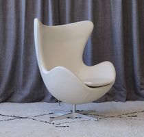 Egg chair by Arne Jacobsen for Fritz Hansen