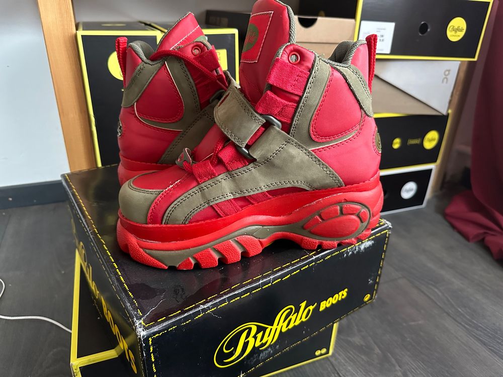 Buffalos original 90er noch mit Etikett gr 39 Kaufen auf Ricardo