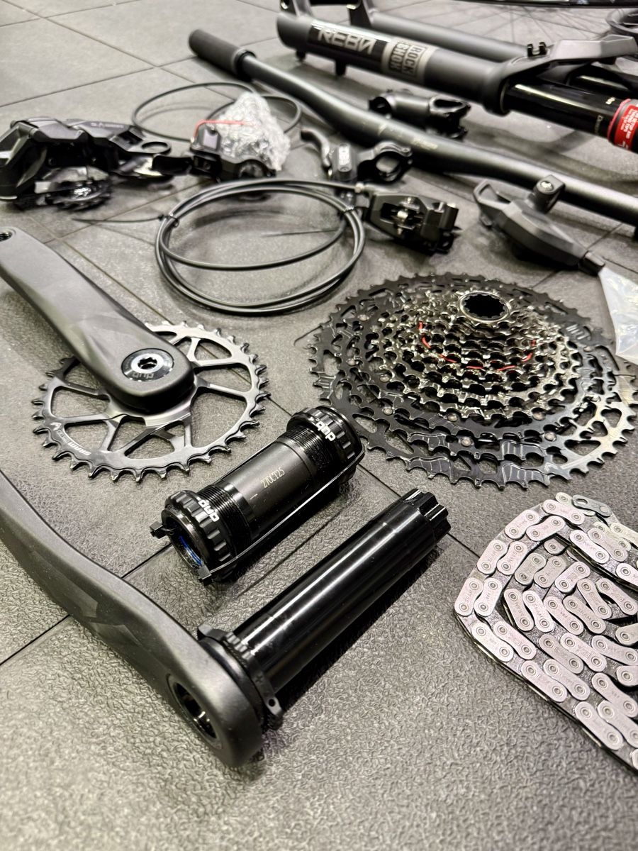 Sram Pezzi di ricambio: SRAM Eagle 70 / ROCK SHOX Reba Komponenten-Set – Nuovo e nell'imballaggio originale da Ostermundigen venduto da Sami_T 1