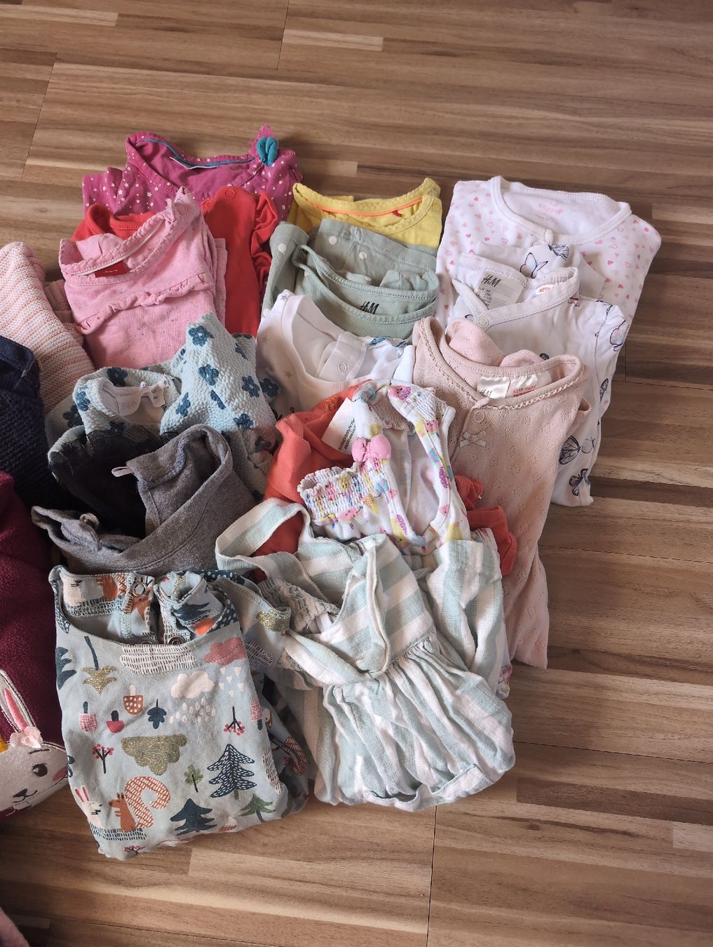Kleiderpakete & -sets: Mädchenkleider gr. 80-86 – Gebraucht aus Ernetschwil von Diana007 1