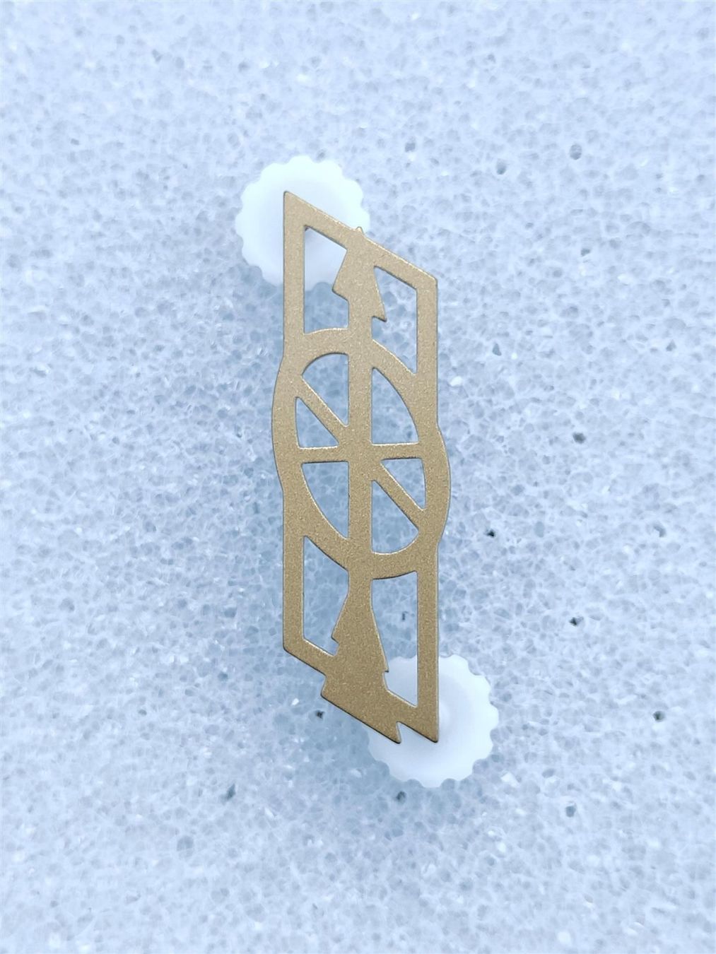 Placchette & Badge: Metallabzeichen Trainsoldat V1 – Usato da Bauma venduto da SwissMilitaria