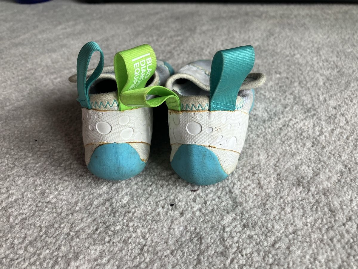 Black Diamond Schuhe für Jungen: Kletterfinken, Gr. 27/28 – Gebraucht aus Biel/Bienne von pantiger 1