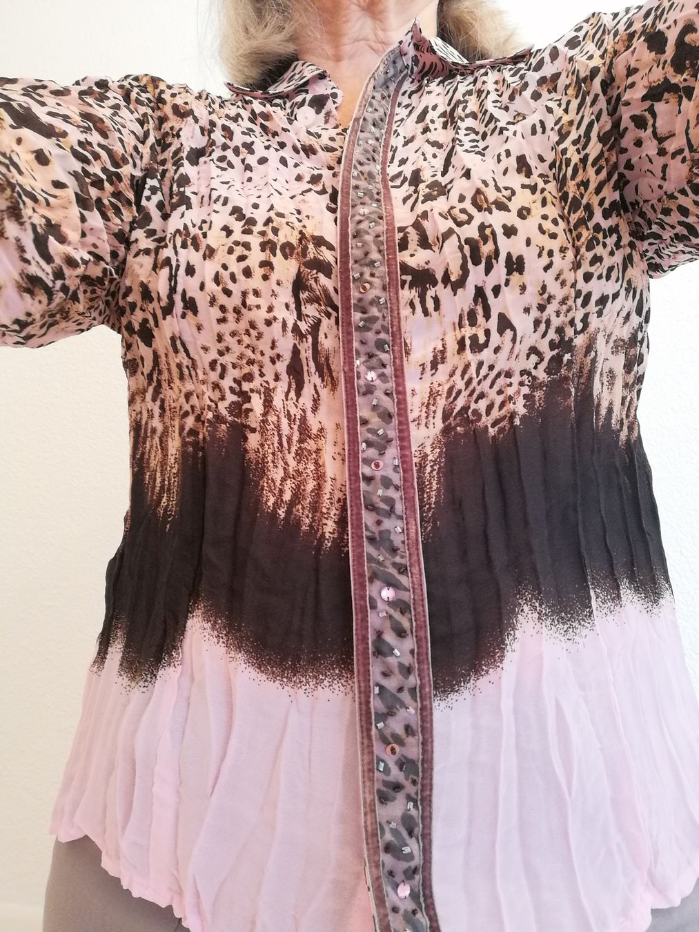 Camicette: Bluse mit Leopardenmuster, Grösse M – Usato da Fehraltorf venduto da Fernweh01