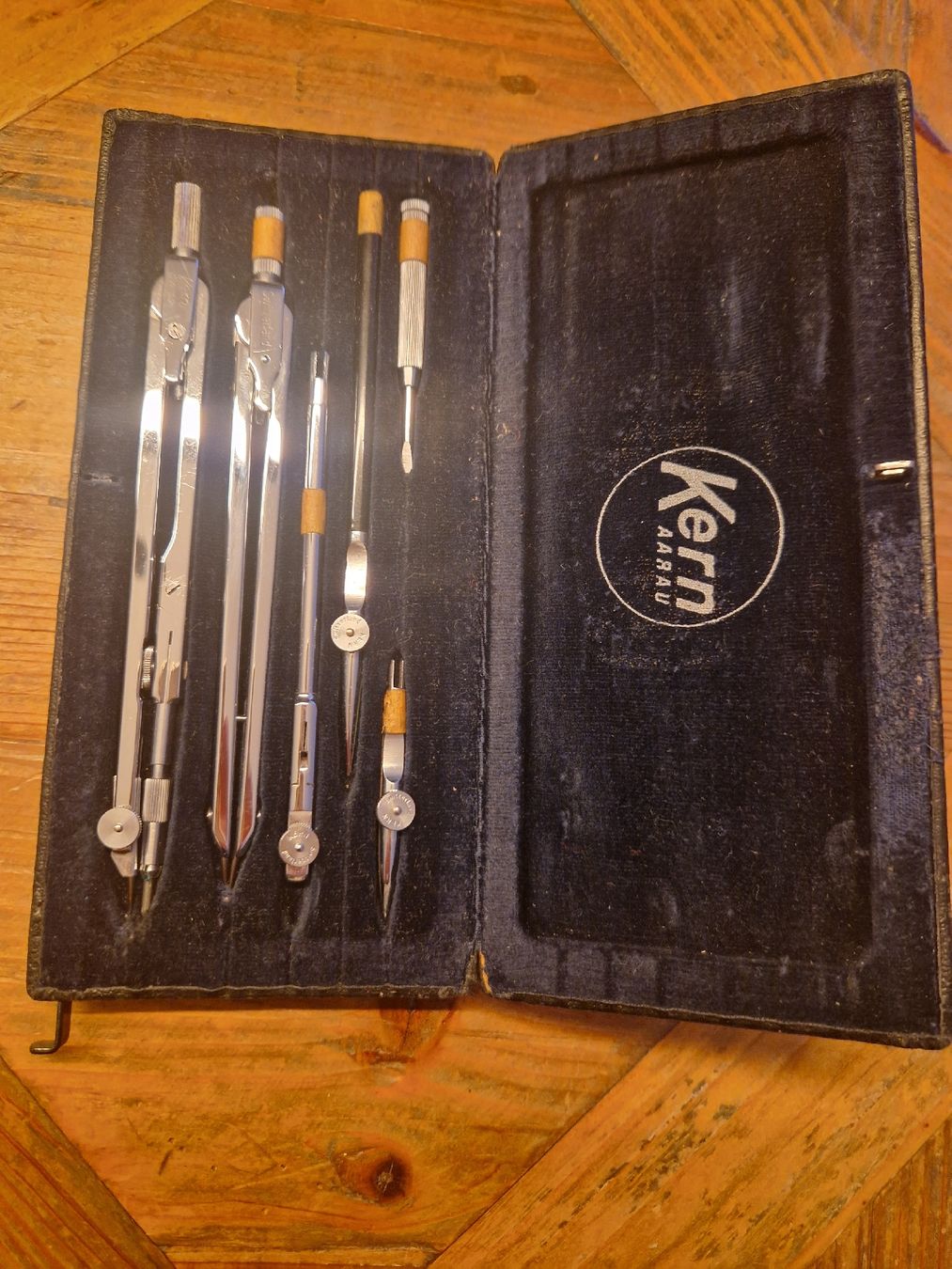 Compassi: Zirkel Set Kern mit Etui – Usato da Wettingen venduto da SC_8777 3