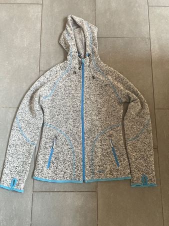 Fleecejacke mit Kapuze von Meru in Grösse 38