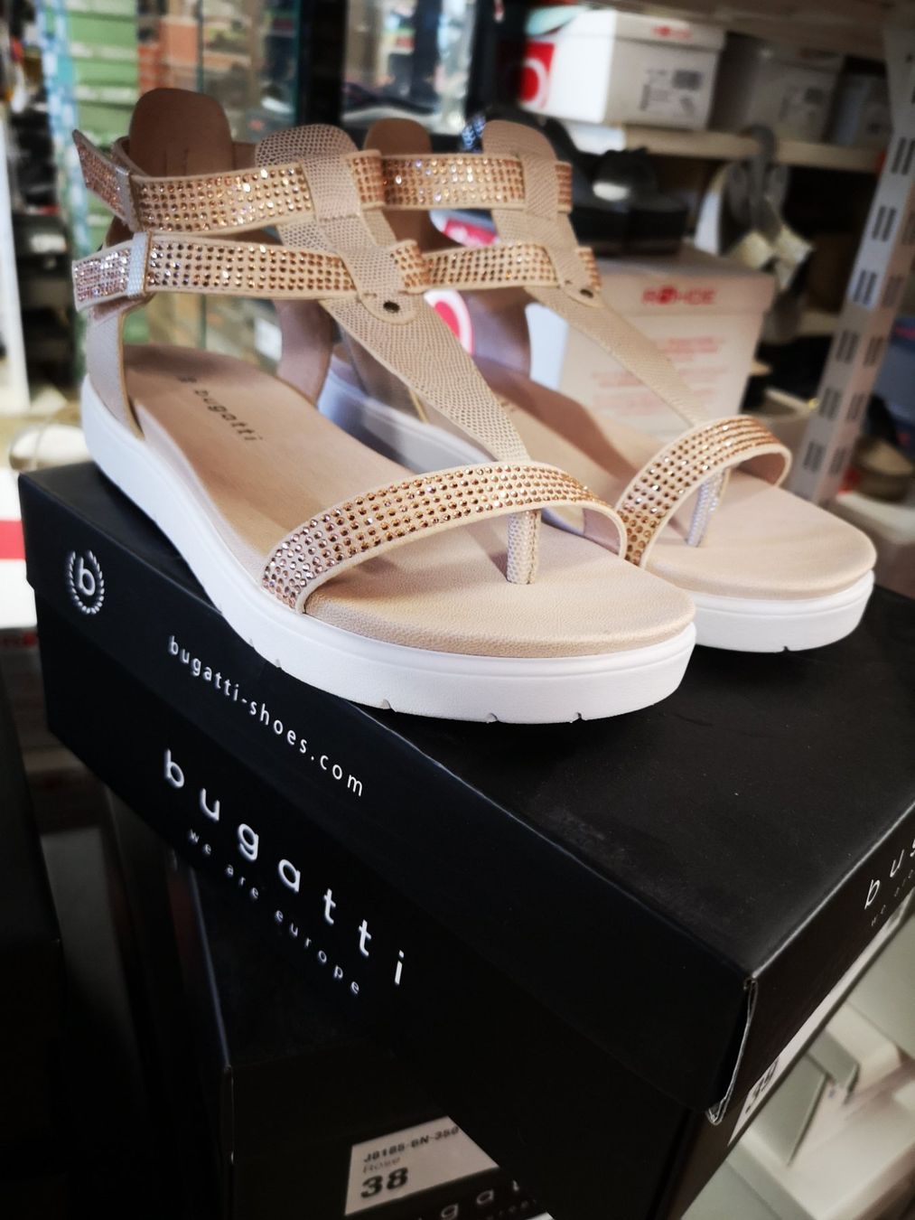 Chaussures femmes: Bugatti – Neuf avec emballage d'origine à Möhlin par Highwaytom