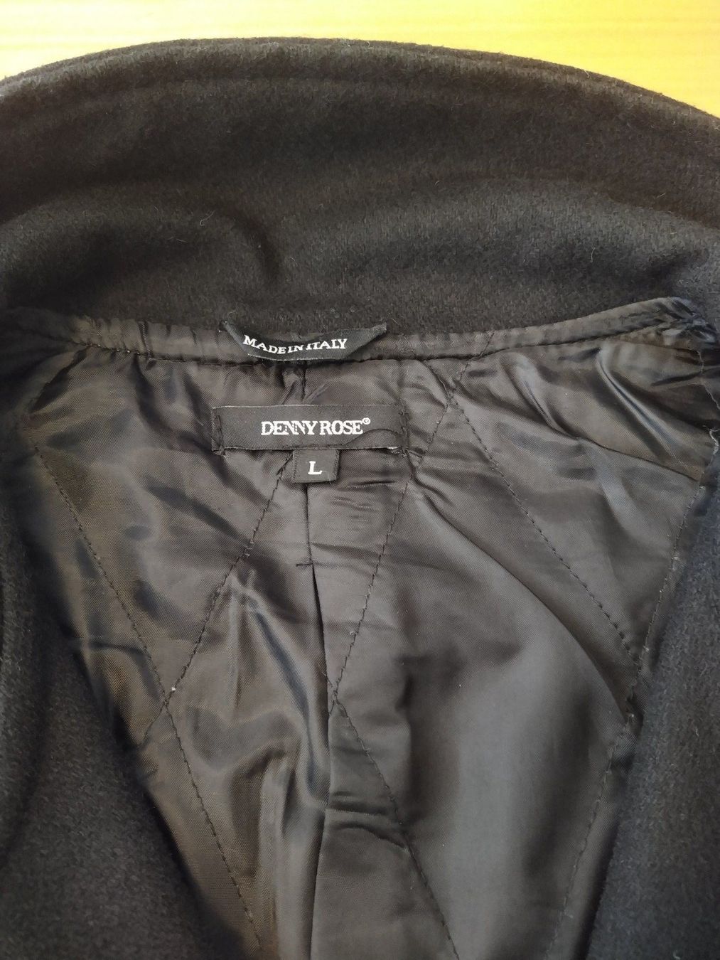 Cappotti: Cappotto DENNY ROSE nero con borchie in metallo – Usato da Figino venduto da Palotta 2