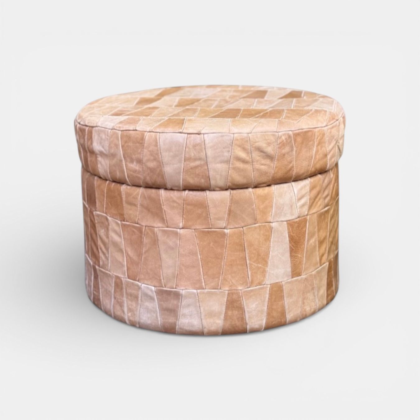 Hocker: Hocker Truhe Pouf // Leder // B – Gebraucht aus Schinznach-Dorf von mix