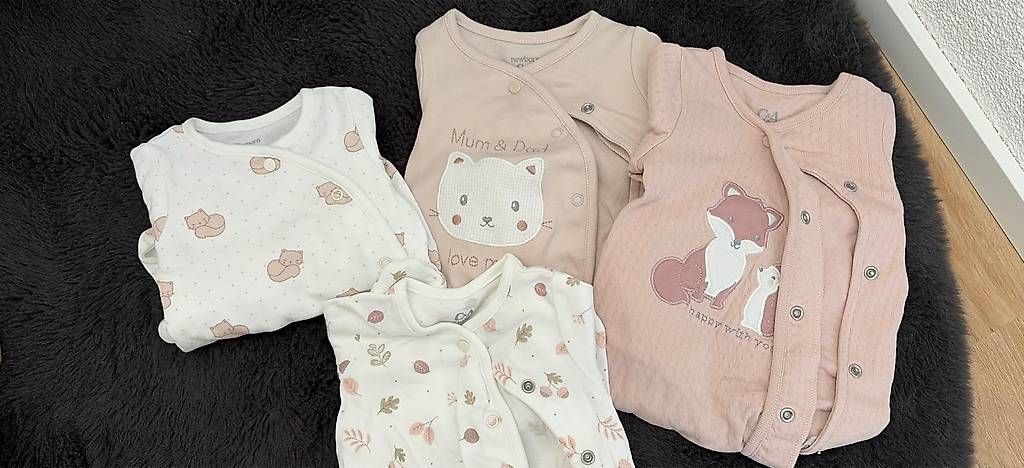 Lotti & Set di vestiti: Langarm Mädchen Strampler Set 56 – Usato da Weinfelden venduto da kol_665t 1