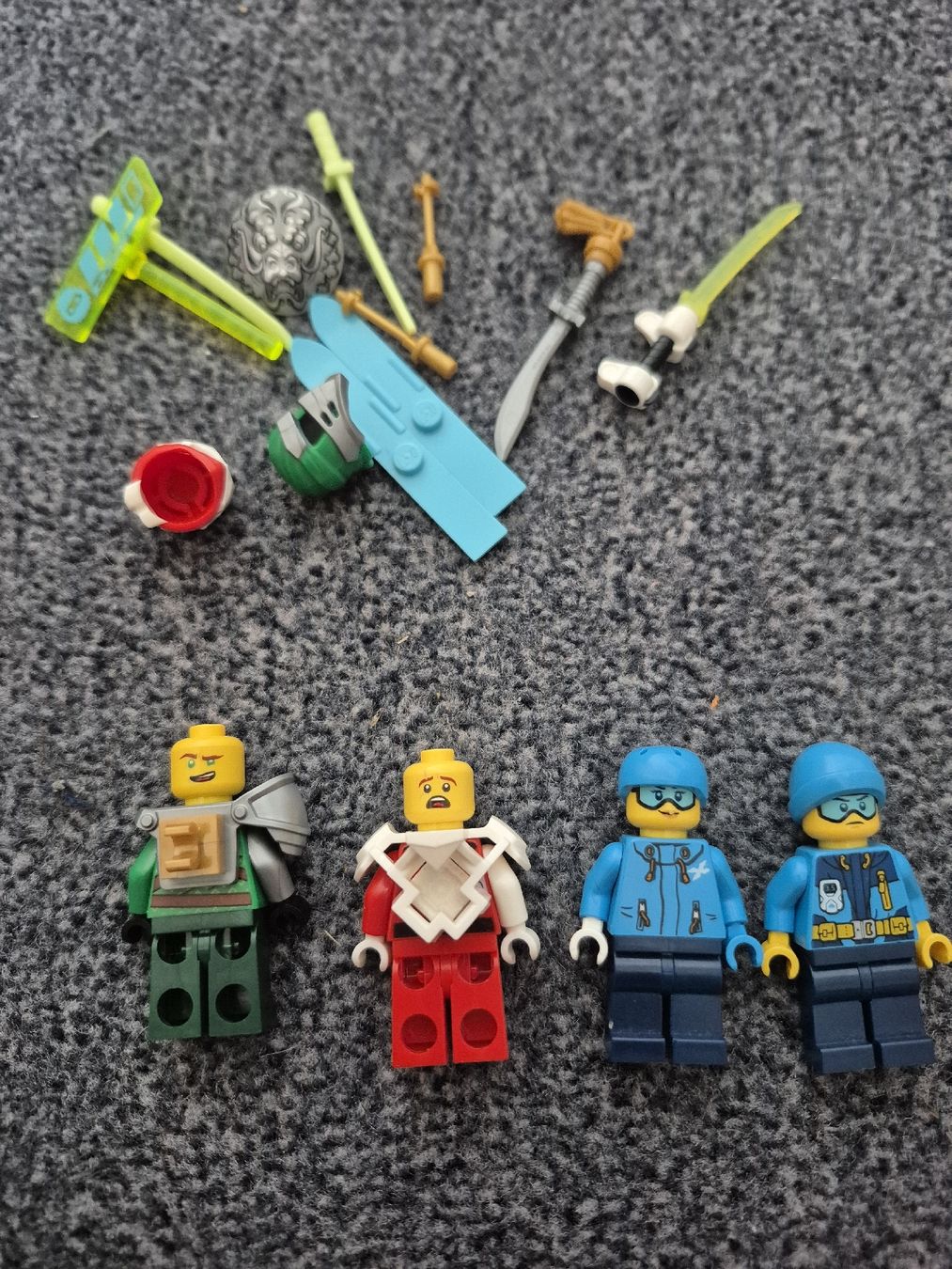 Lego Giocattoli: Lego Figuren Ninjago/City  – Nuovo (secondo la descrizione) da Bischofszell venduto da TiKru 2