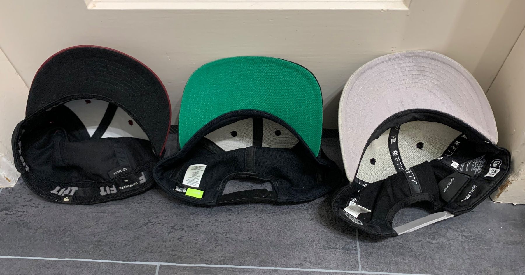 Copricapi, berretti & cappellini: 3 Caps: Nike, NHL Ducks, Quicksilver – Usato da Kreuzlingen venduto da jamie45 1