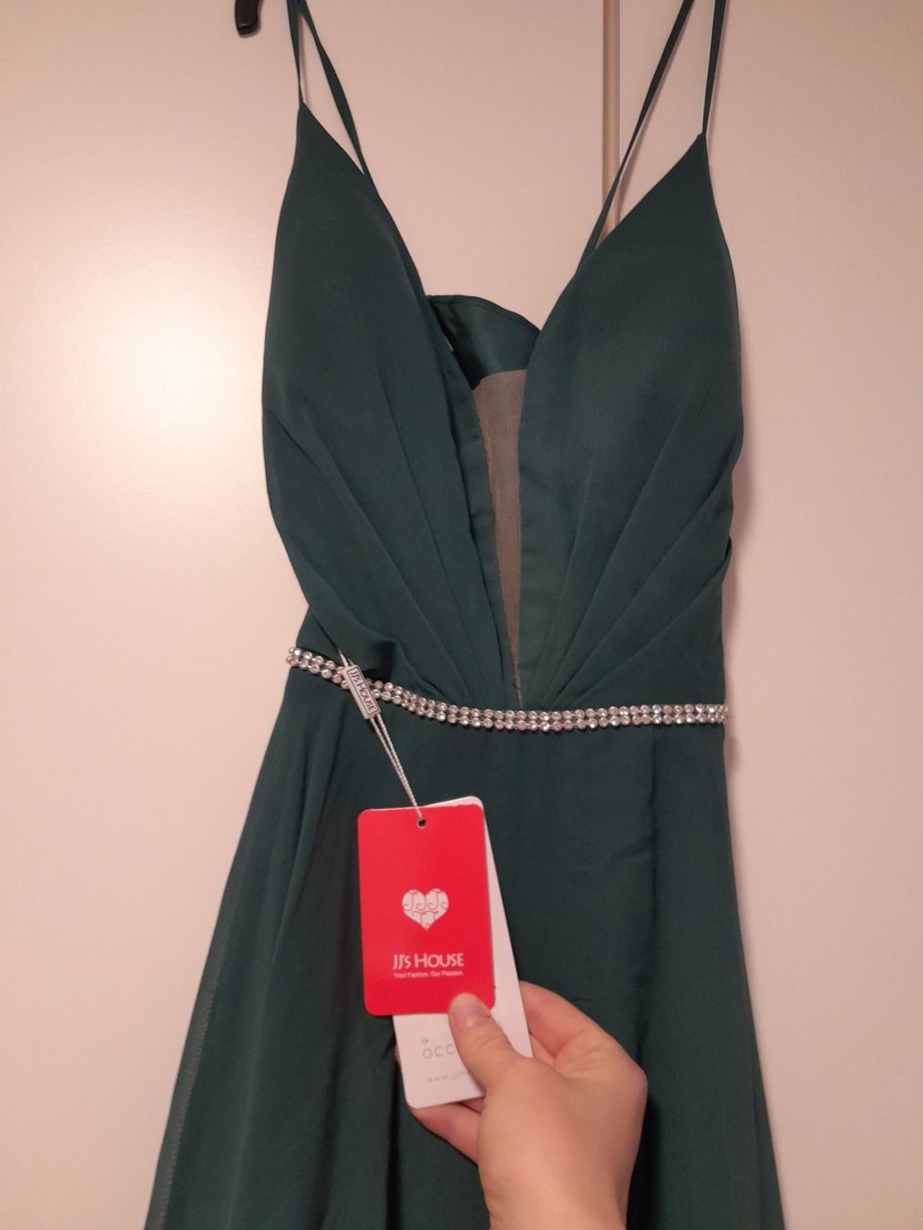 Robes: Abendkleid – Neuf avec emballage d'origine à Suhr par fah_95vt 2