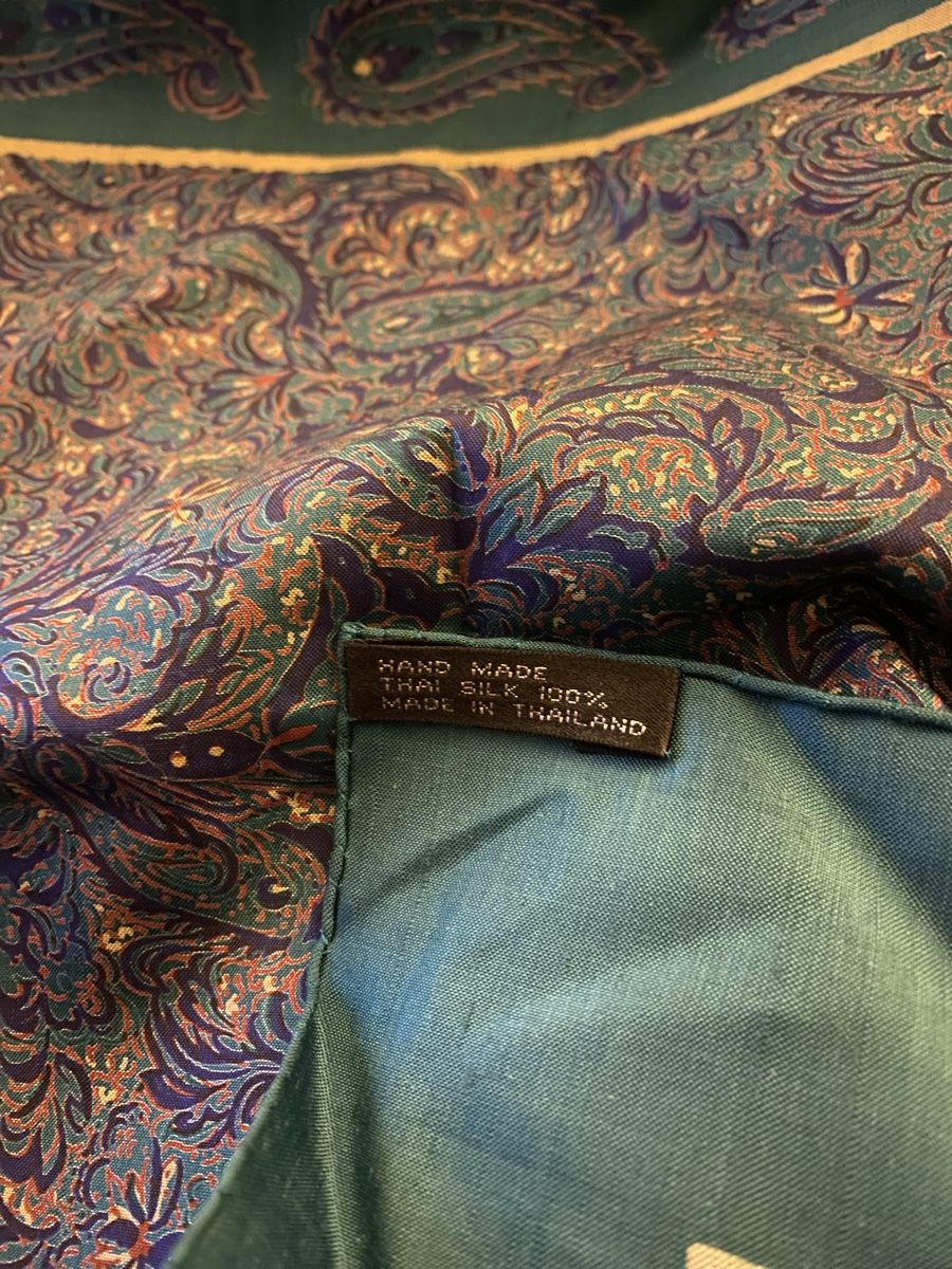 Foulard & Sciarpe: Edler Seidenschal mit Paisley-Muster – Usato da Jona venduto da Flamingoo 5