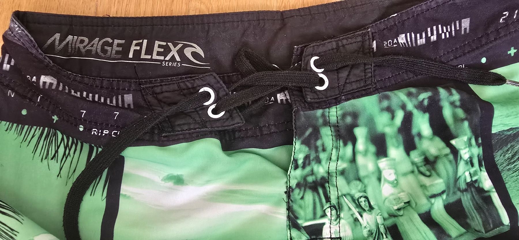 Rip Curl Hosen: Rip Curl Mirage Flex Boardshort Surf Taille 30 – Gebraucht aus Genève von MariaS2 3