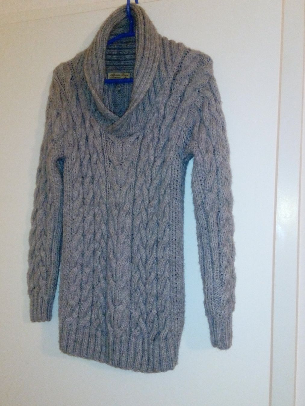 Pullover & Sweatshirts: Pullover mit Schallkragen aus Edler Alpacawolle, Grösse S – Gebraucht aus Zürich von Mitzi6