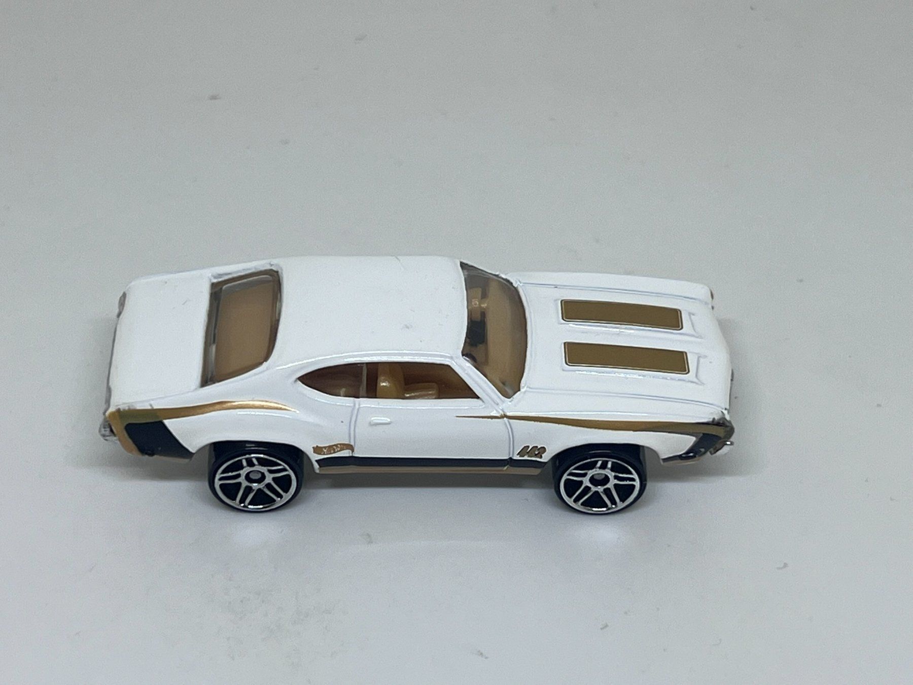 Hot Wheels Modellini d'auto: Hot Wheels Olds 442 #325 – Usato da Wildegg venduto da LaaBoutique 1