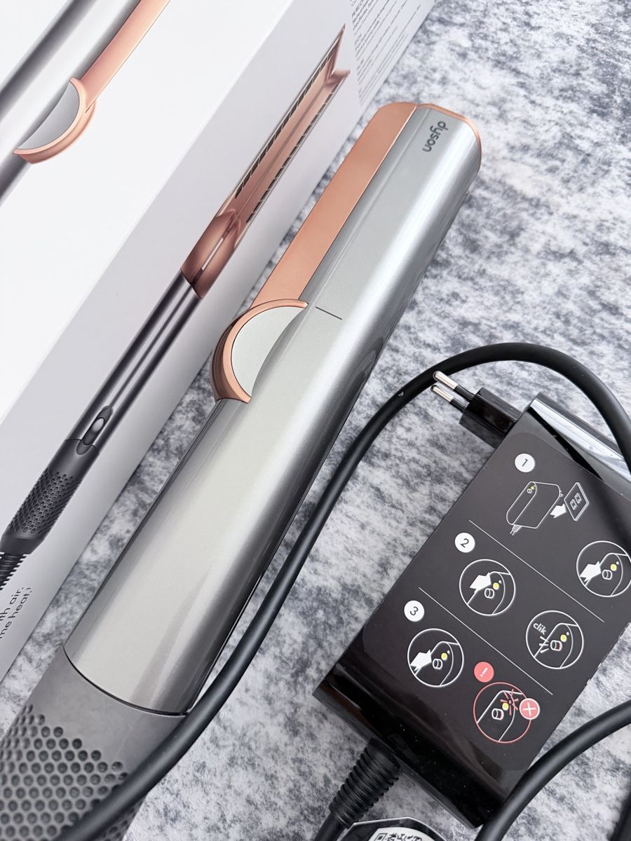 Dyson Föhn: Dyson Airstrait – Neu (gemäss Beschreibung) aus Sirnach von Elfine91 3