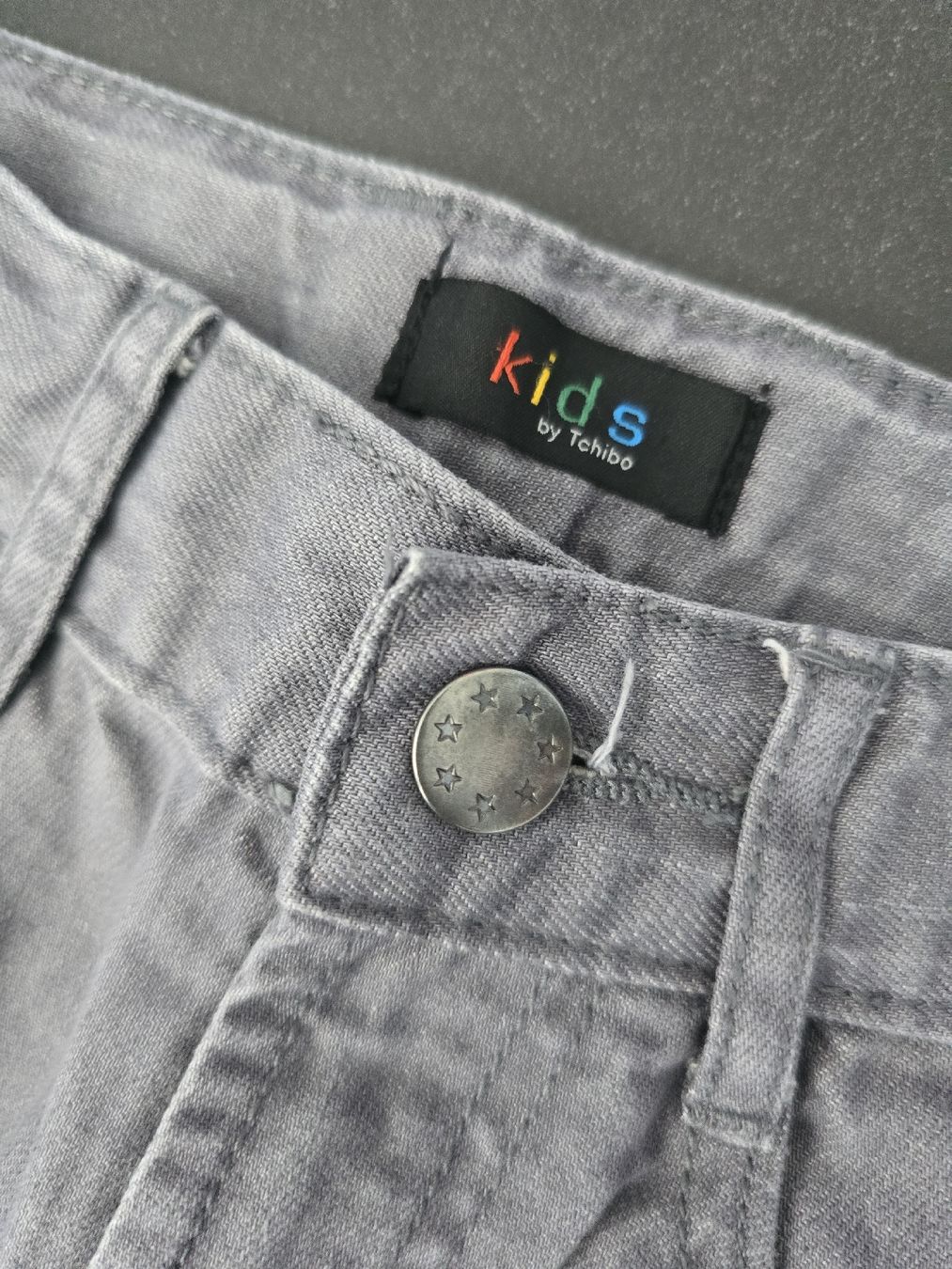 Pantaloni: Jeans grau gr.122-128 – Usato da Unterentfelden venduto da Panda-87 1