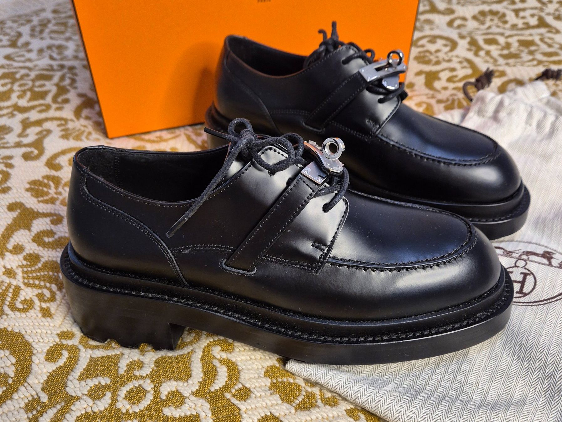Herrenschuhe: Brogues – Neu und originalverpackt aus Leissigen von ali_k9v8 1