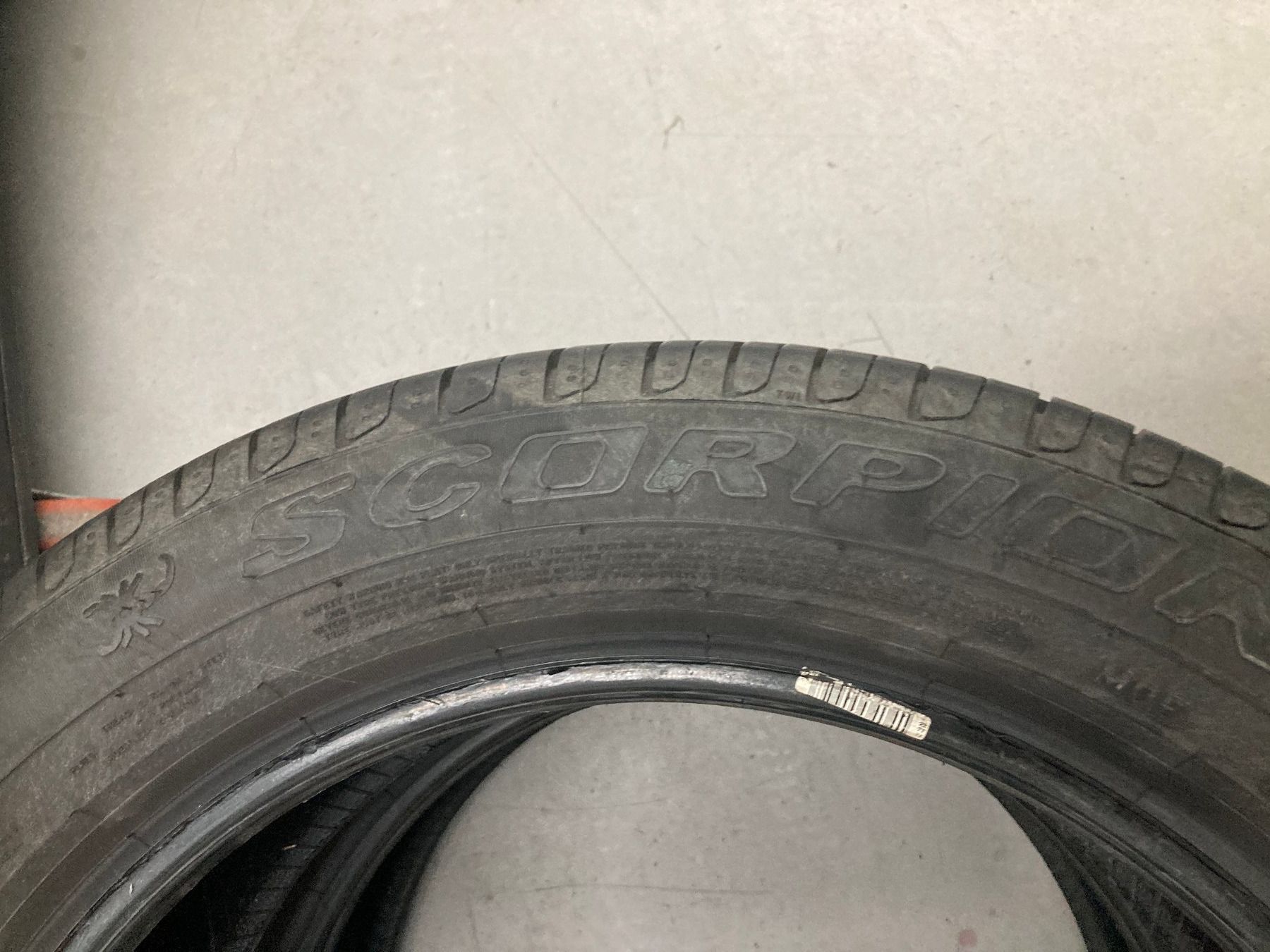 Pirelli Pneus & Kompletträder: 235/50R18 Sommerreifen Pirelli – Gebraucht aus Cham von WB2223 2