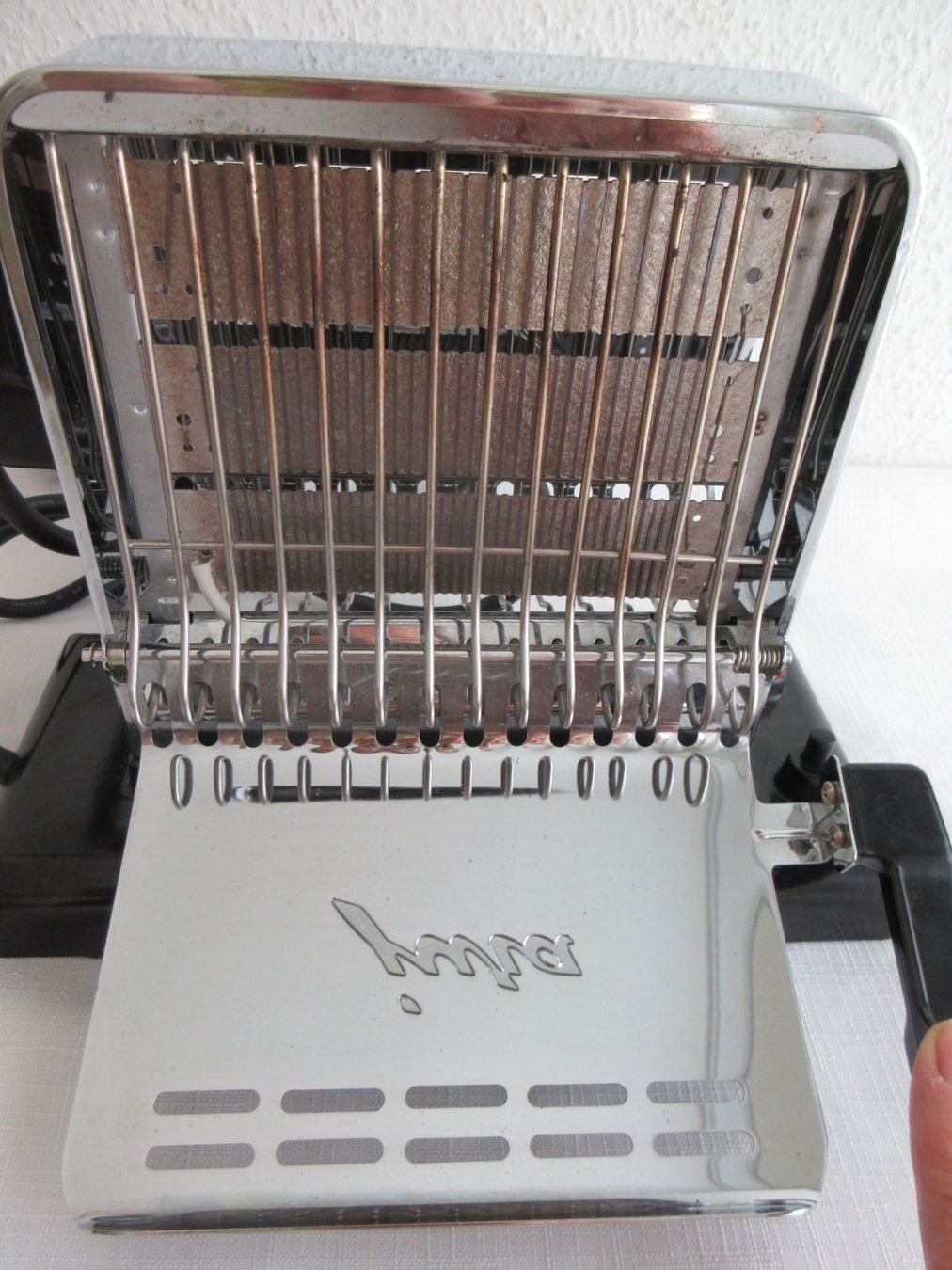 Jura Küchengeräte: Nostalgischer Jura Toaster – Gebraucht aus Binningen von Oldfashion 1
