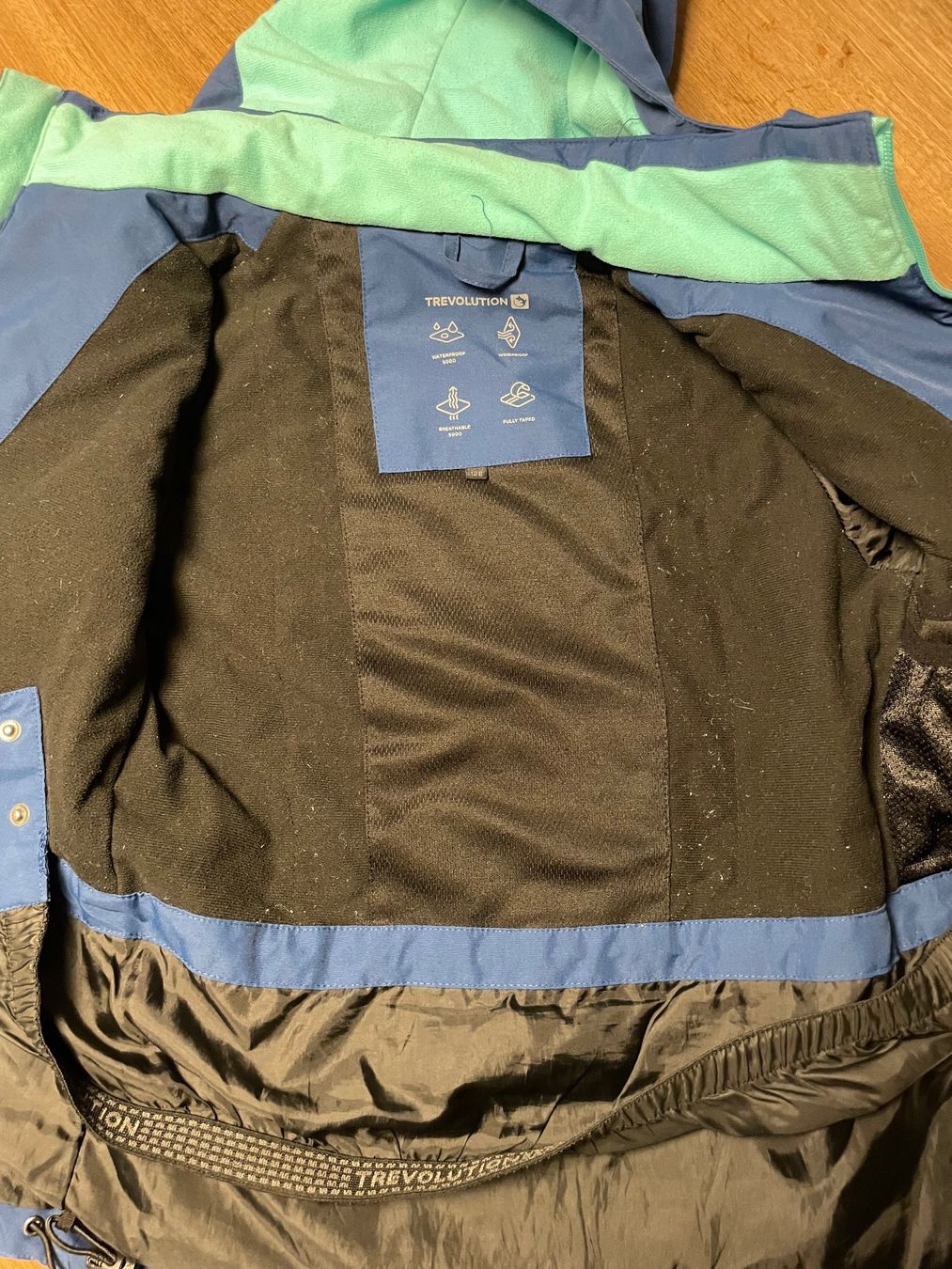 Trevolution Giacche & Cappotti: Winterjacke Übergangsjacke Trevolution Grösse 128 – Usato da Berikon venduto da Cyberbob2000 2