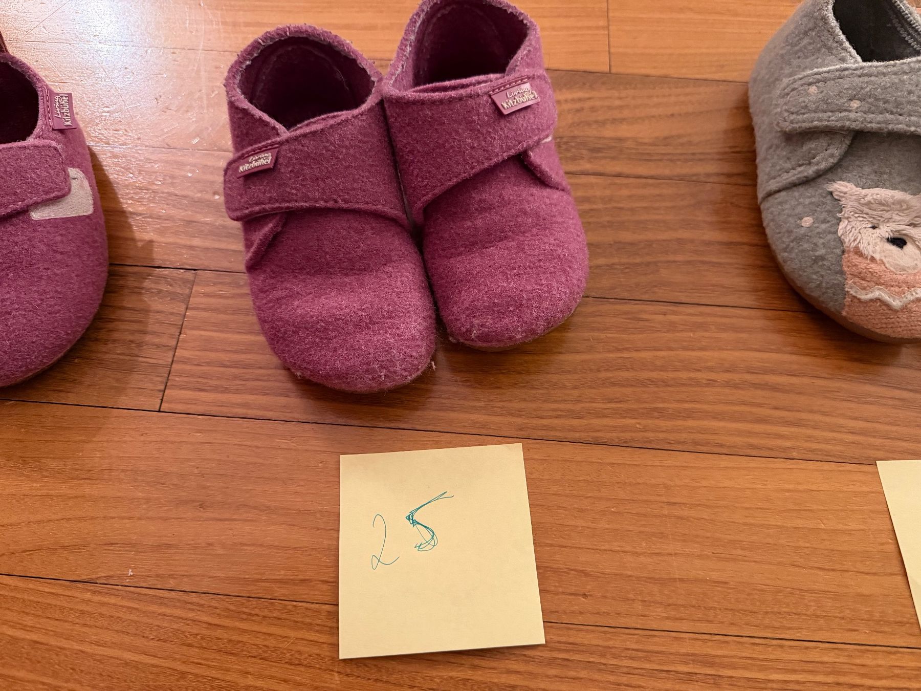 Scarpe per ragazzi: Kitzbühel Living Hausschuhe – Usato da Rüschlikon venduto da hvi_7y5v 3