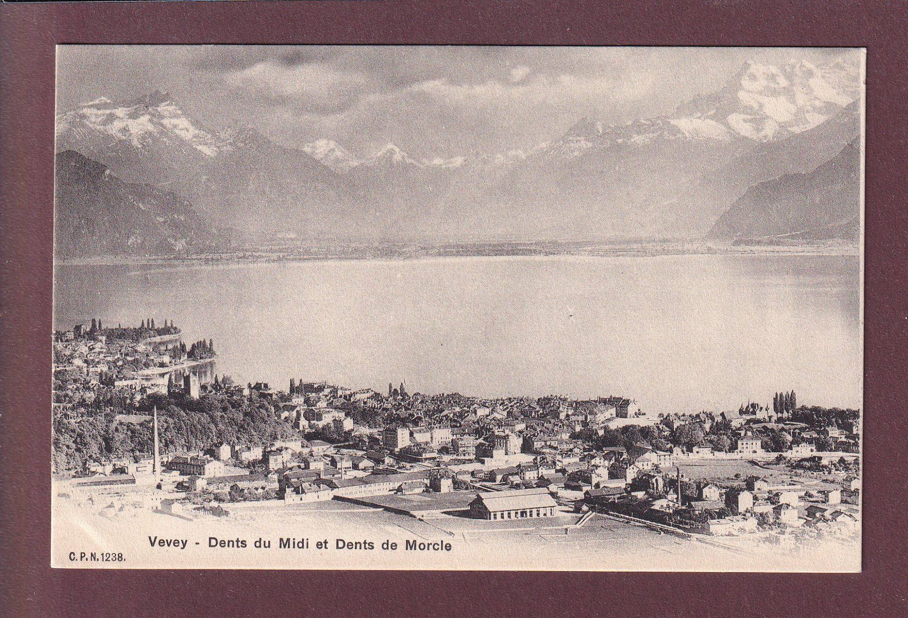 Ansichtskarten: VEVEY - Dents du Midi - CPN – Gebraucht aus Pully von nicecards