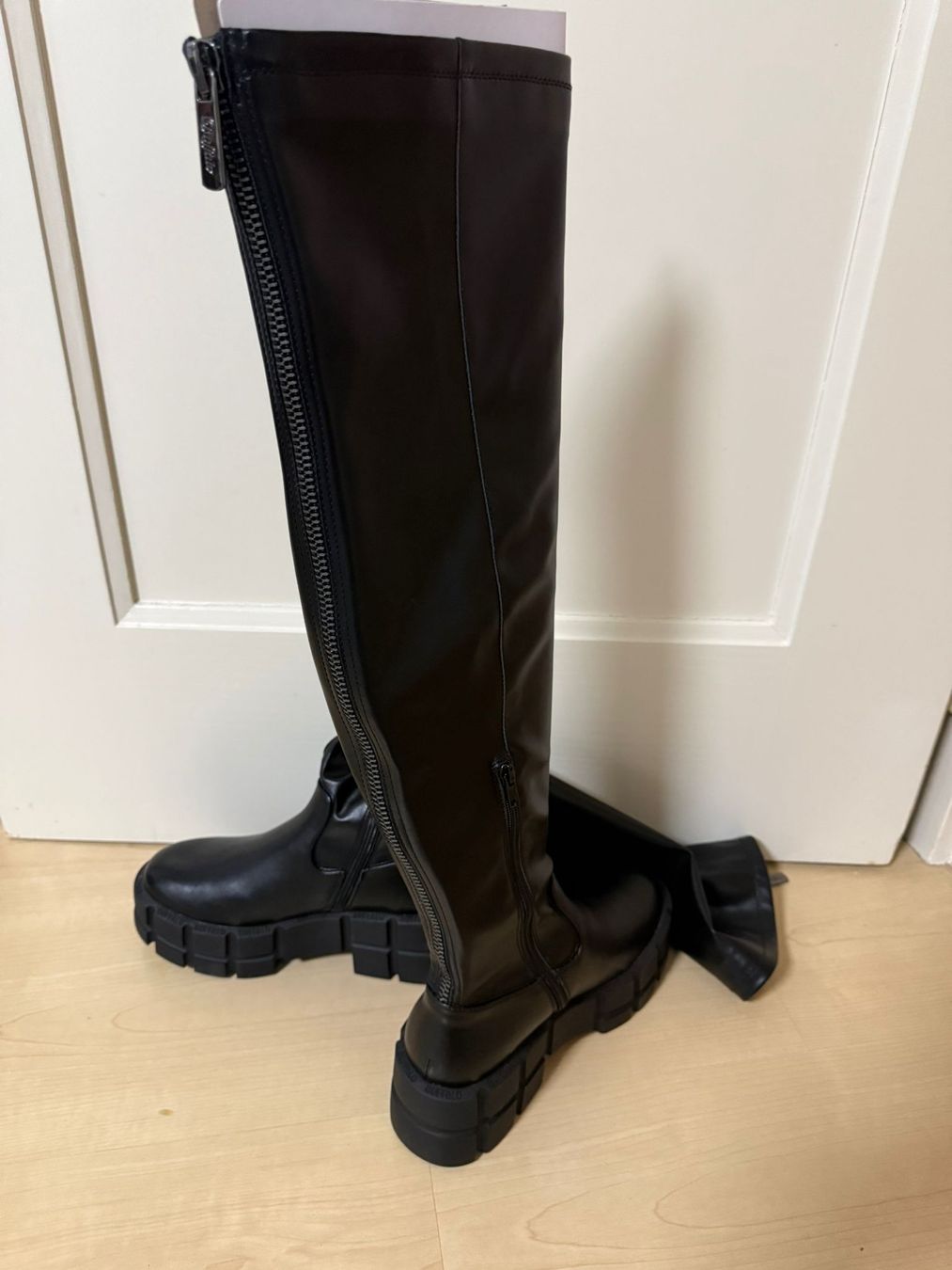 Buffalo Damenschuhe: Buffalo Stiefel Overknee Gr. 39 NEU – Neu und originalverpackt aus Waltenschwil von Bodensee84 2