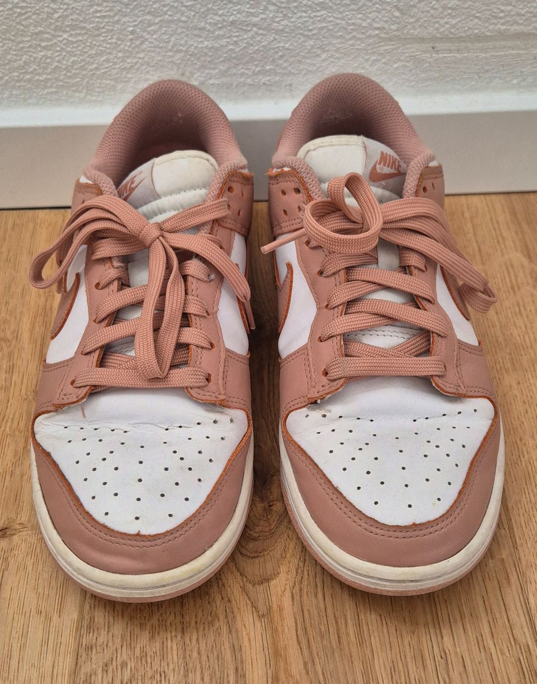 Nike Scarpe da donna: Nike Dunk Low Rose Whisper Gr. 40 – Usato da Zizers venduto da Urijas 3