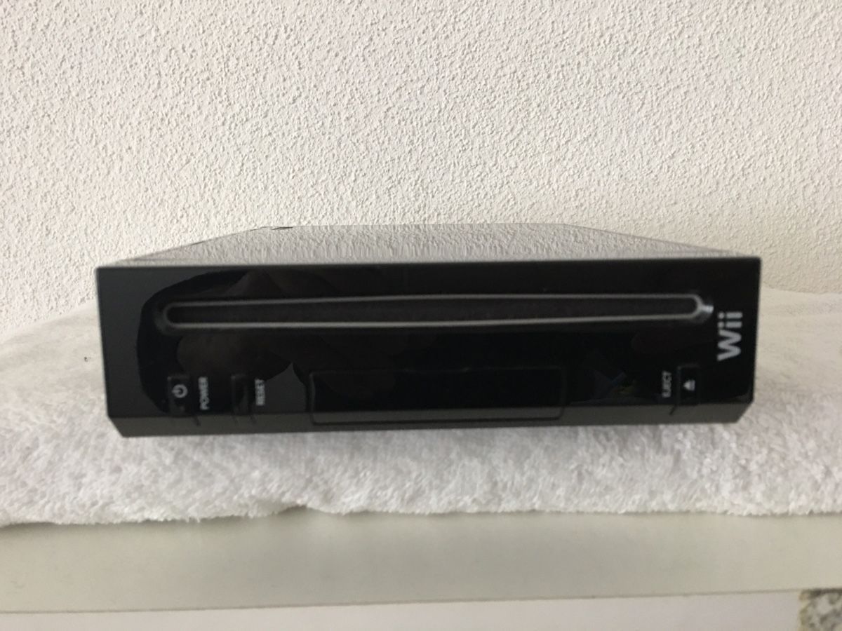 Nintendo Console: Nintendo Wii – Usato da Tuggen venduto da Gebro1955