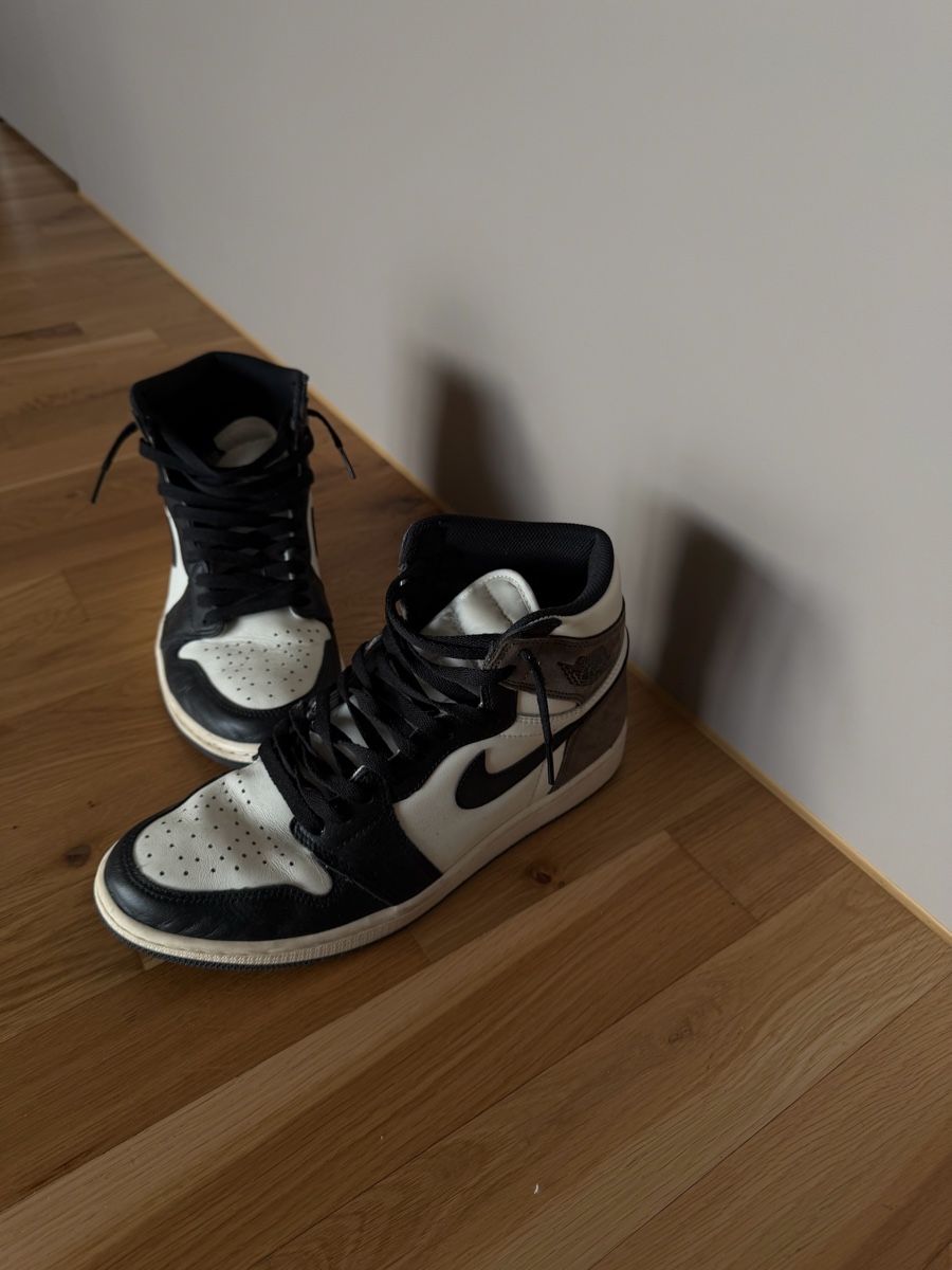 Jordan Scarpe da uomo: NIKE AIR JORDAN 1 HIGH DARK MOCCHA – Usato da Wohlen AG venduto da dan_hk69 2