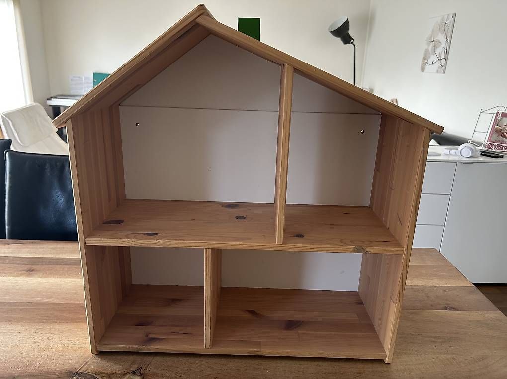 Maisons pour enfant: Holz-Spielhaus – D'occasion à Romanshorn par Famschra