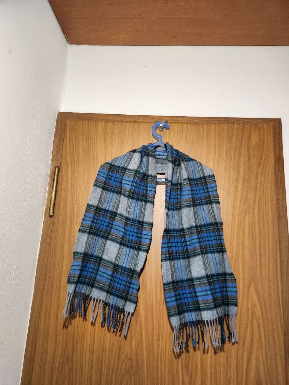 Foulard & Sciarpe: Écharpe tartan laine Scottish Experience bleu  – Usato da Niedergösgen venduto da Eva2410