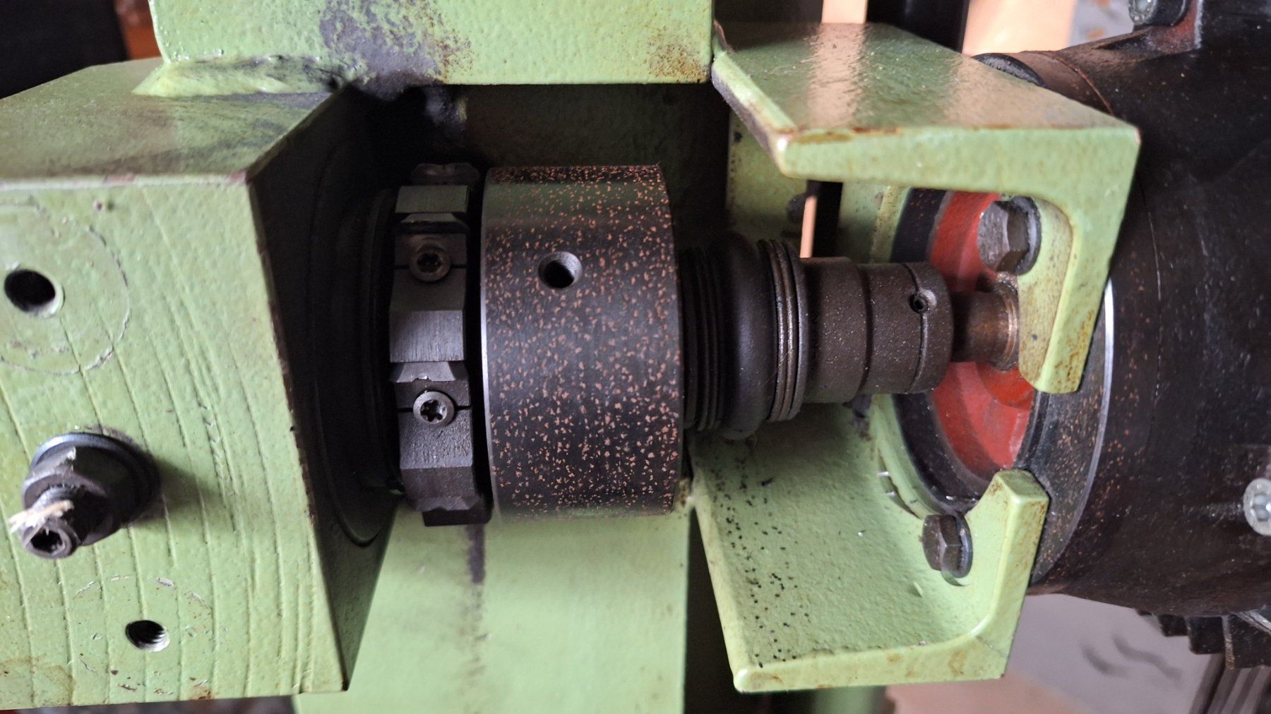 Tutte le macchine: Kantenfräsmaschine mit Wendeplatten – Usato da Langenthal venduto da Physycer0 4