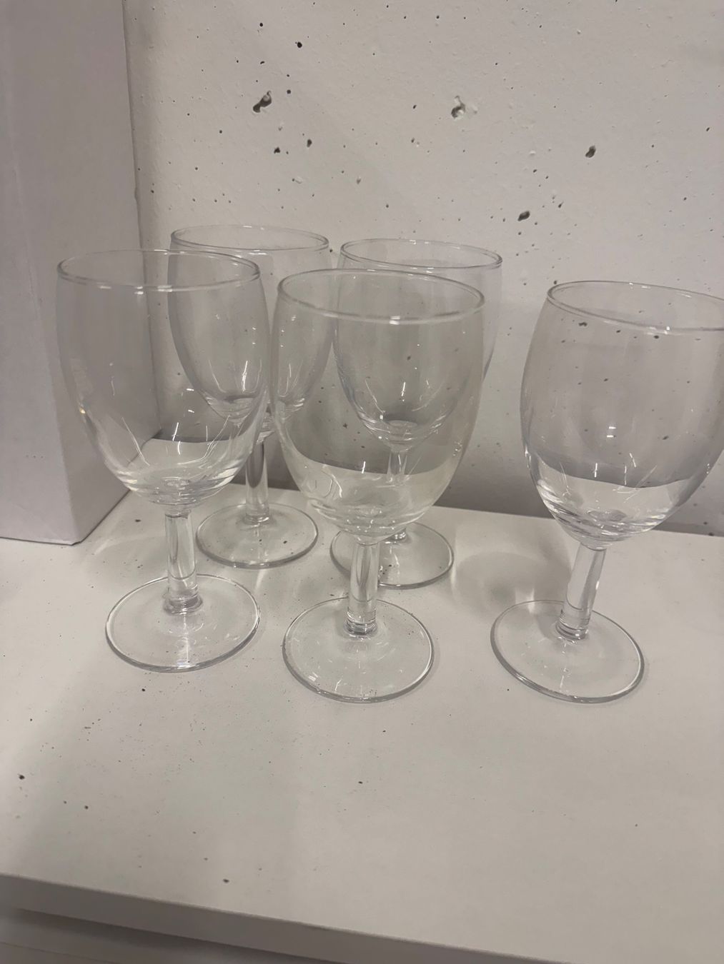 Ikea Bicchieri: Set of 5 IKEA wine glasses – Usato da Zürich venduto da di_archive