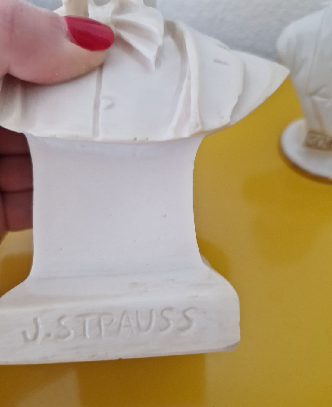 Skulpturen & Statuen: Zwei Büste Strauss Schubert – Gebraucht aus Erlinsbach SO von ULIKH 2