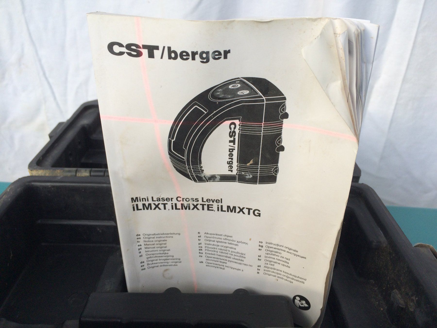 Tutti gli attrezzi: Kreuzlinienlaser CST Berger – Difettoso da Wiliberg venduto da Monikaschaer 2