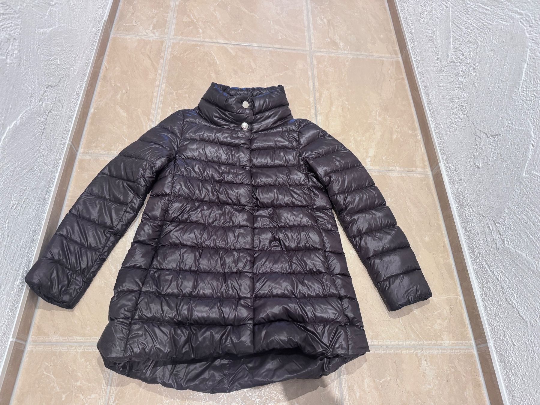 Herno Cappotti: Herno NWT Daunenmantel, 38 oder M NP 585 Fr – Nuovo (secondo la descrizione) da Klingnau venduto da Markus14 1