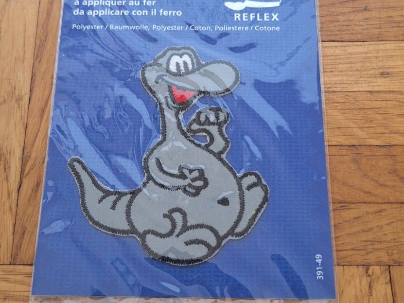 Insignes: Reflex Dino Bügel Bild – D'occasion à Wetzikon ZH par NaWetzi 2