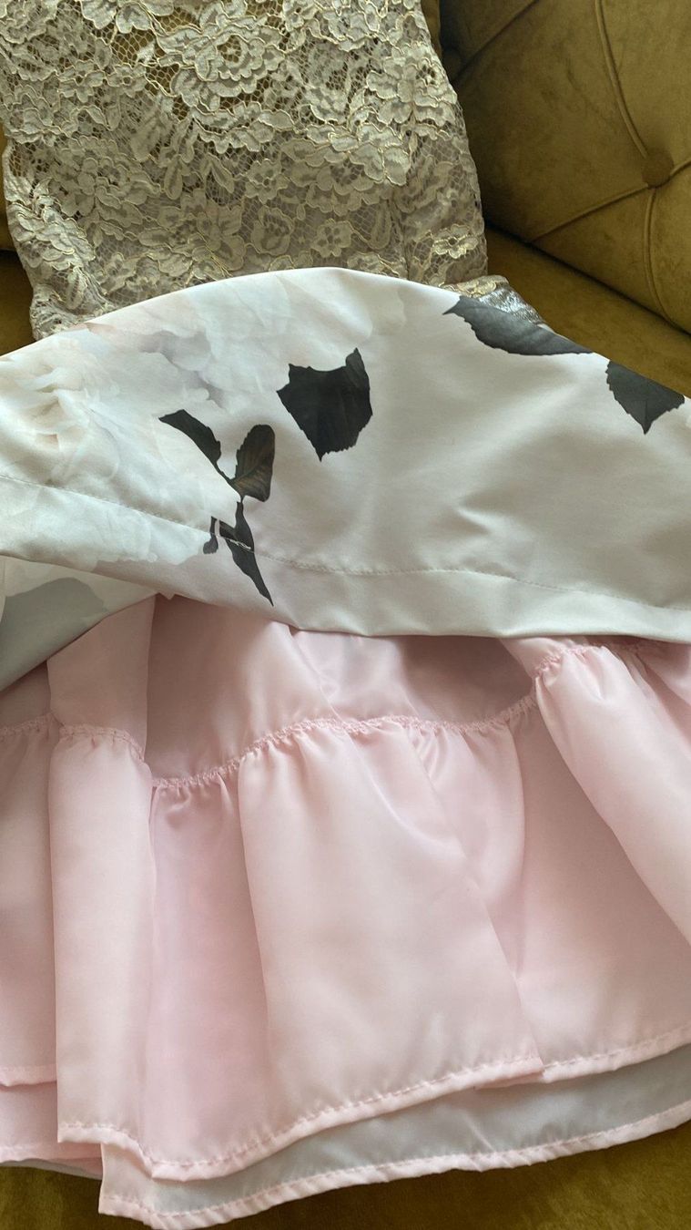 Kleider: Kleid, Gr. L, von RINASCIMENTO – Gebraucht aus Dagmersellen von sheli17 2