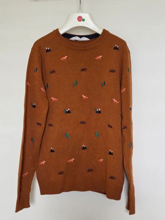 herziger Pulli mit Waldmotiven Gr. 134/140